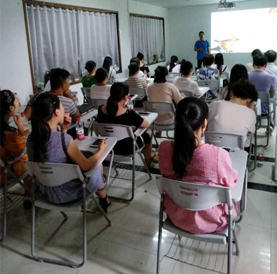 ʨ�ӻ� - ������ɫ��Ϸ����