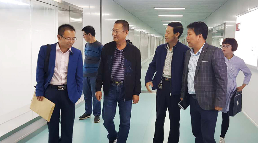 ʨ�ӻ� - ������ɫ��Ϸ����