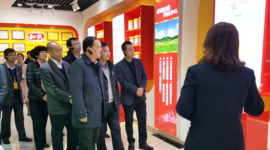 ʨ�ӻ� - ������ɫ��Ϸ����