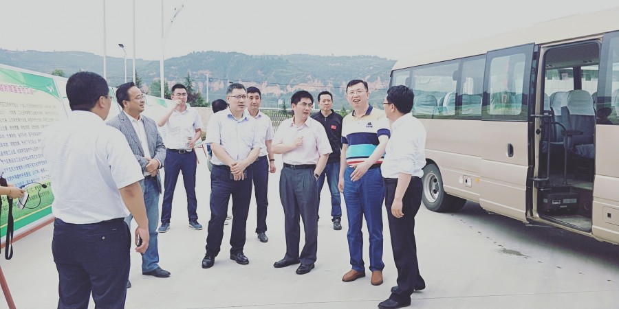 ʨ�ӻ� - ������ɫ��Ϸ����