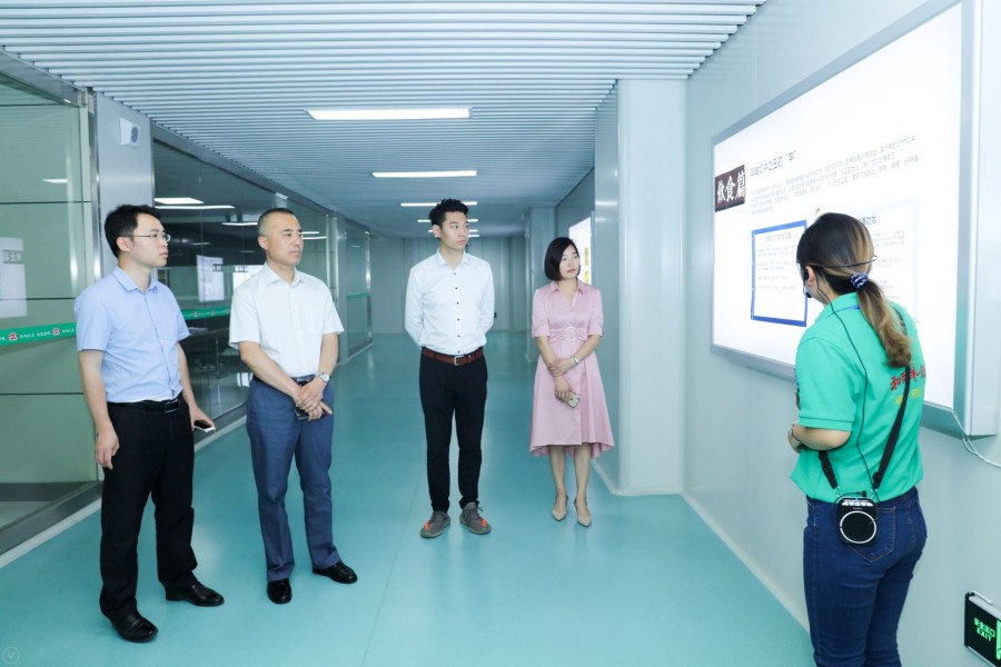 ʨ�ӻ� - ������ɫ��Ϸ����