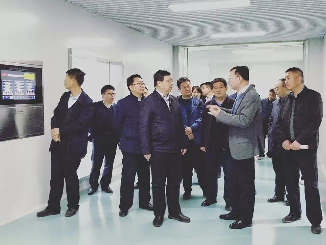 ʨ�ӻ� - ������ɫ��Ϸ����