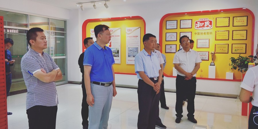 ʨ�ӻ� - ������ɫ��Ϸ����