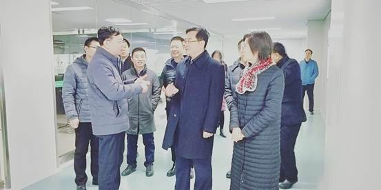 ʨ�ӻ� - ������ɫ��Ϸ����