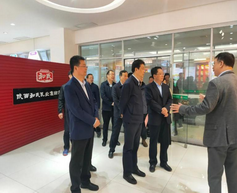 ʨ�ӻ� - ������ɫ��Ϸ����