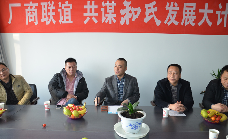 ʨ�ӻ� - ������ɫ��Ϸ����